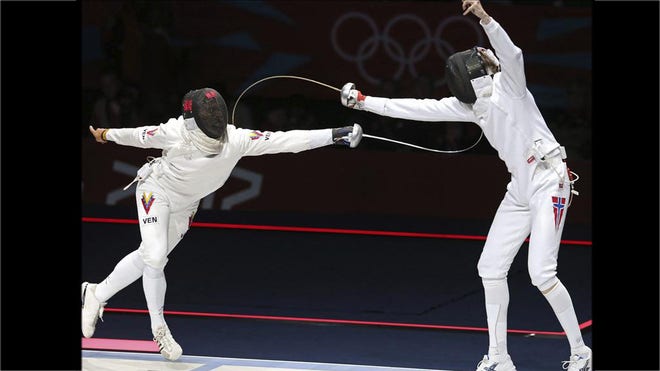 epee Ruben Limardo Gascon.jpg